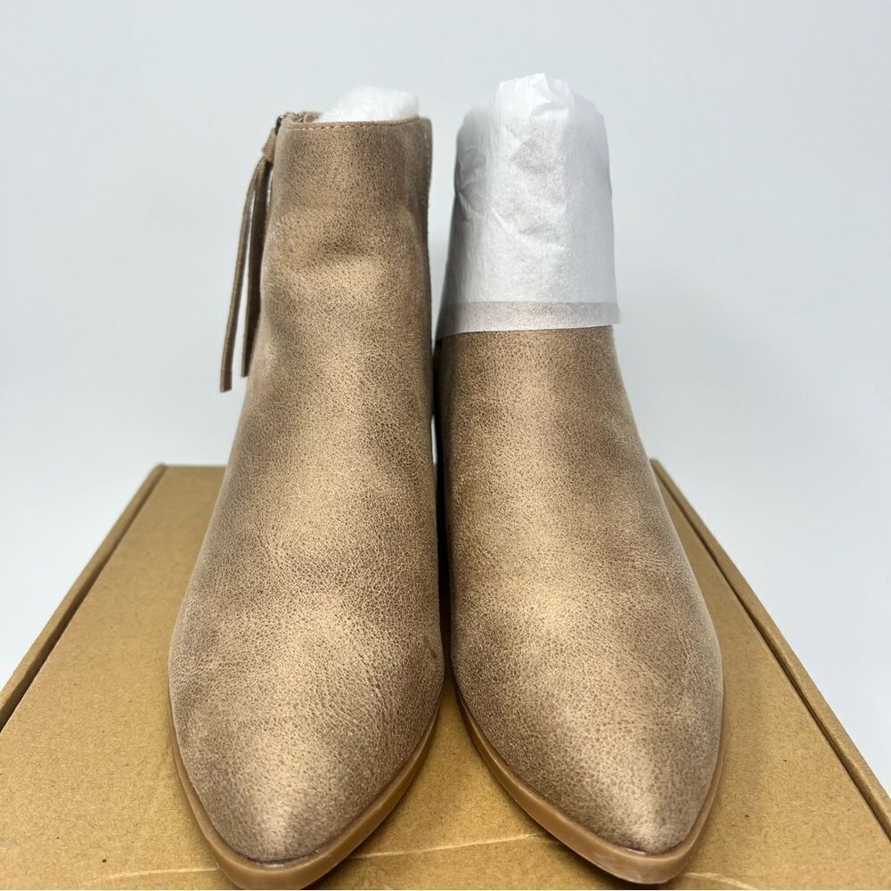 Journee Collection Sadiya Bootie - Picture 4 of 9